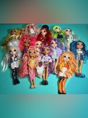 Rainbow High Doll Lot 14 Dolls